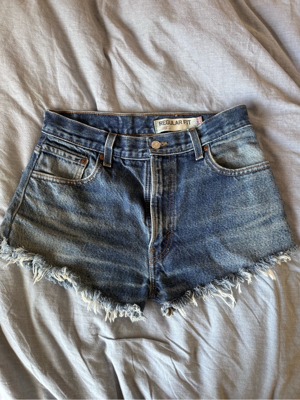 Levi’s Vintage-Style Blue Denim Frayed Hem Women's Shorts